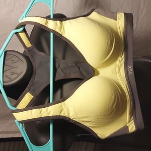 VS Sports Bra